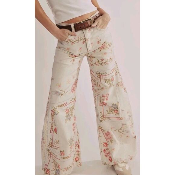 We the Free Floral Eden printed hig slouchy jeans NWT 30 - Picture 2 of 7